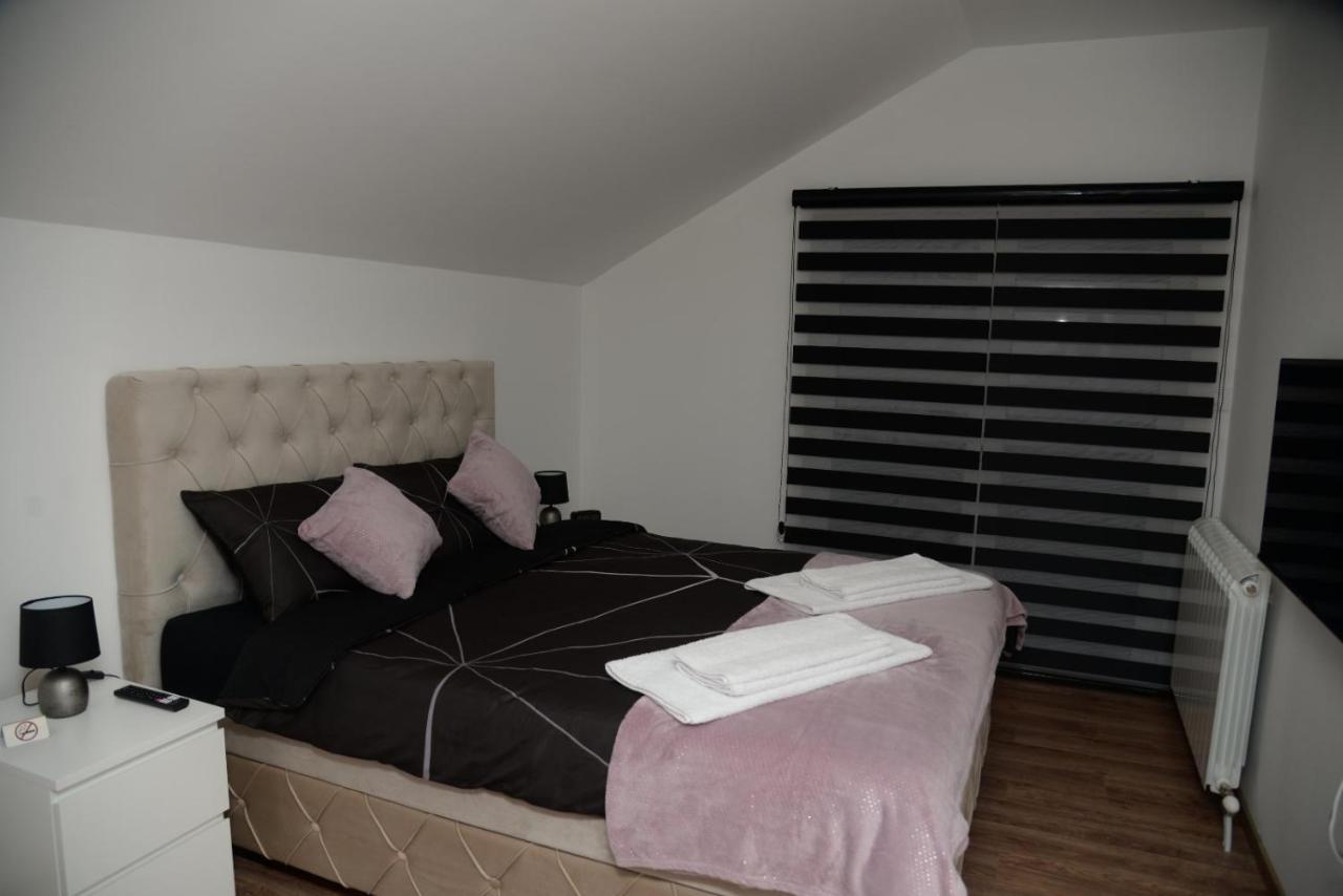 Lilien Apartment Airport Ledine Exterior foto