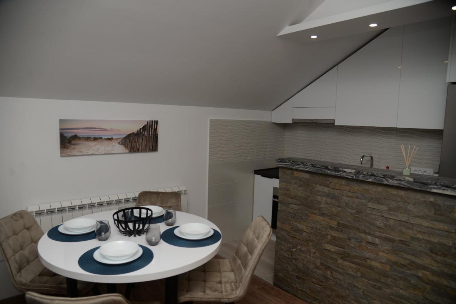 Lilien Apartment Airport Ledine Exterior foto